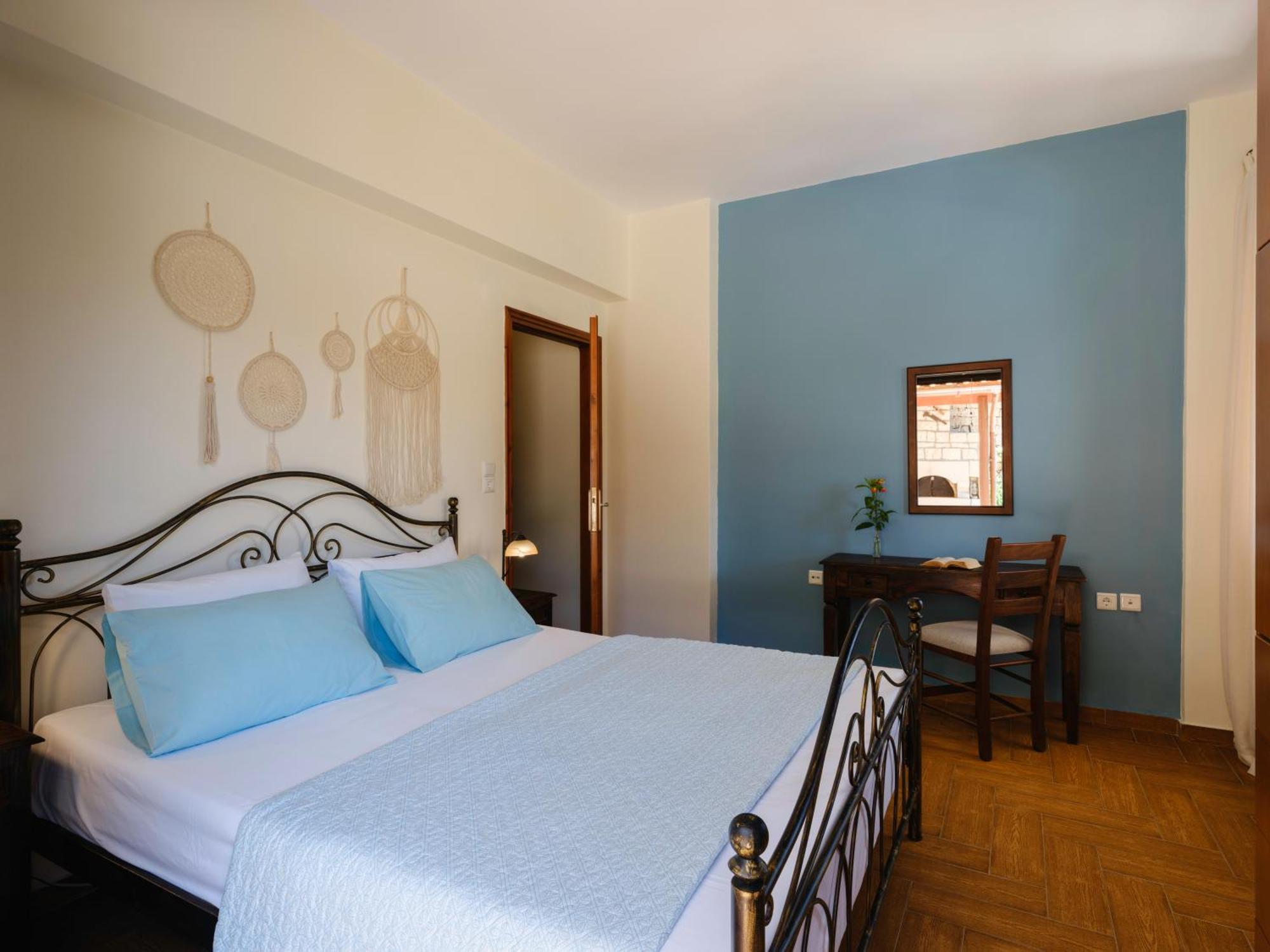 Ageri Traditional Villa Aryiroúpolis Esterno foto
