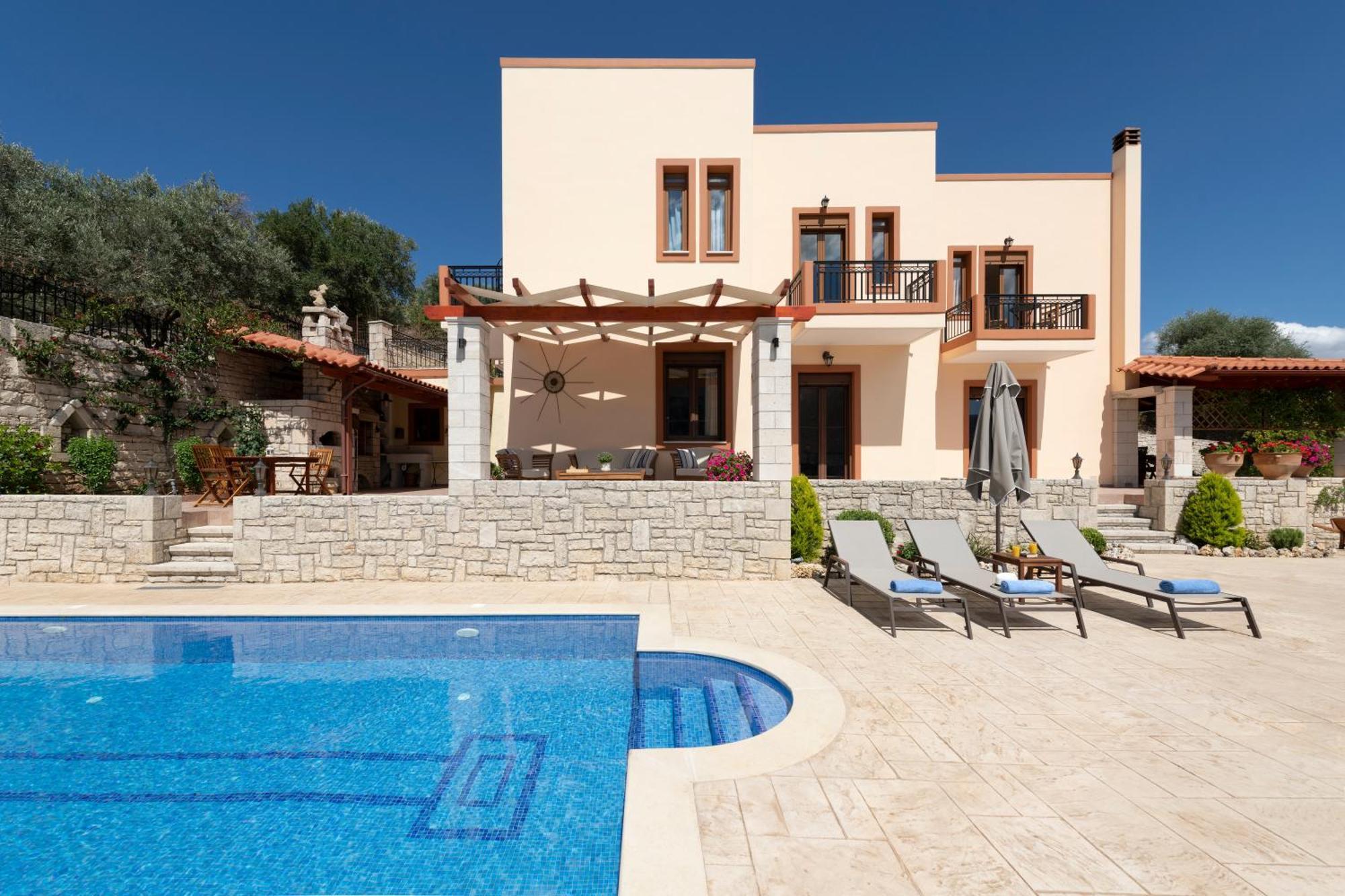 Ageri Traditional Villa Aryiroúpolis Esterno foto