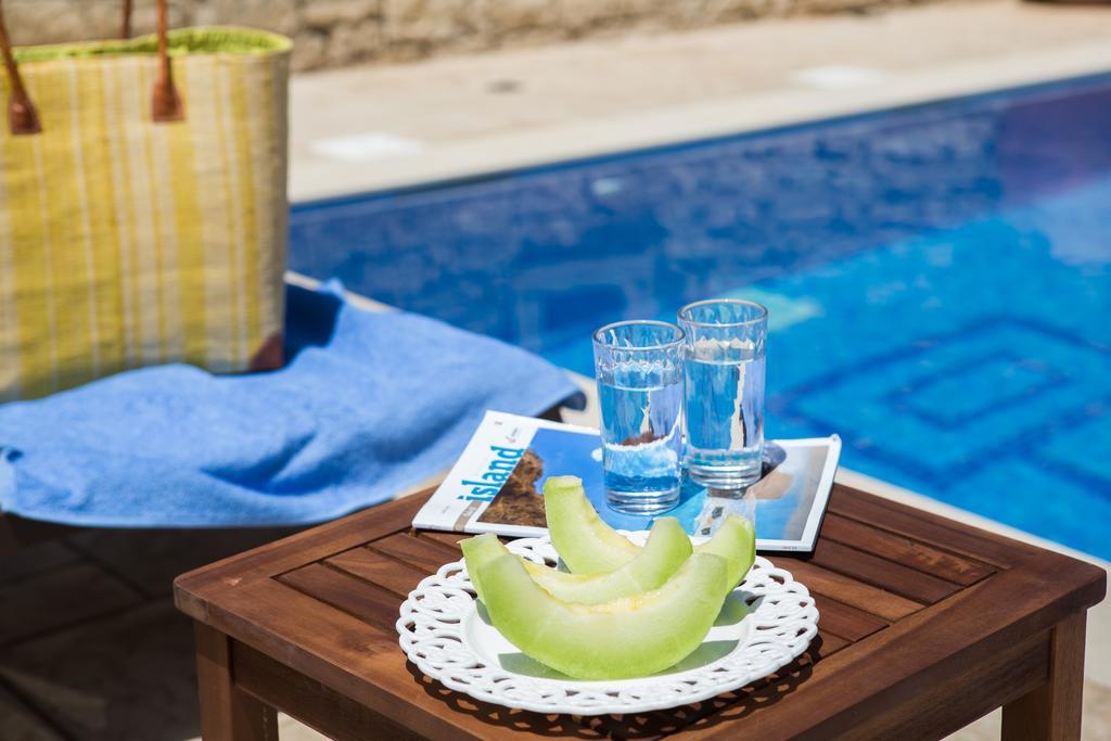 Ageri Traditional Villa Aryiroúpolis Esterno foto