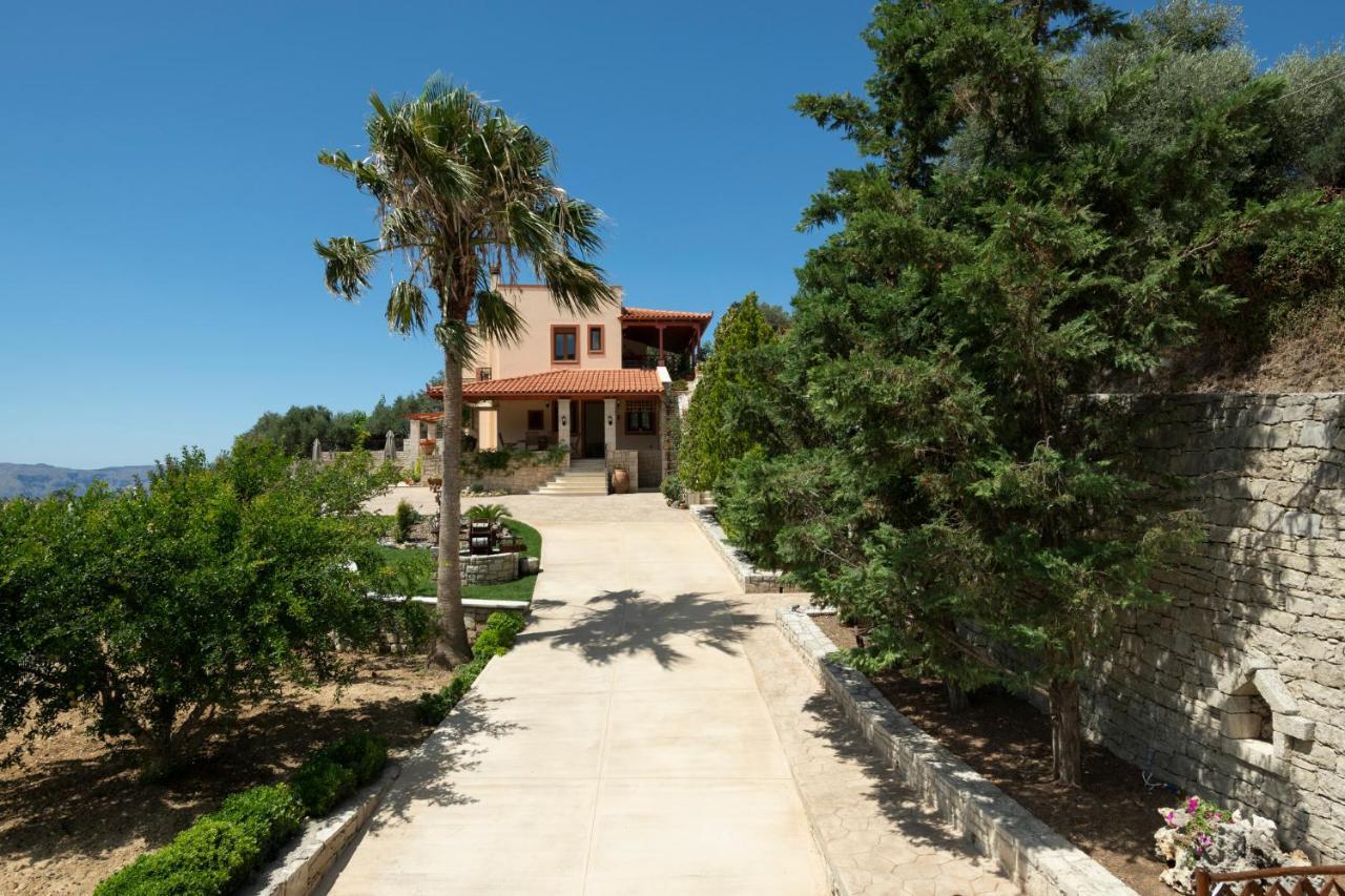 Ageri Traditional Villa Aryiroúpolis Esterno foto